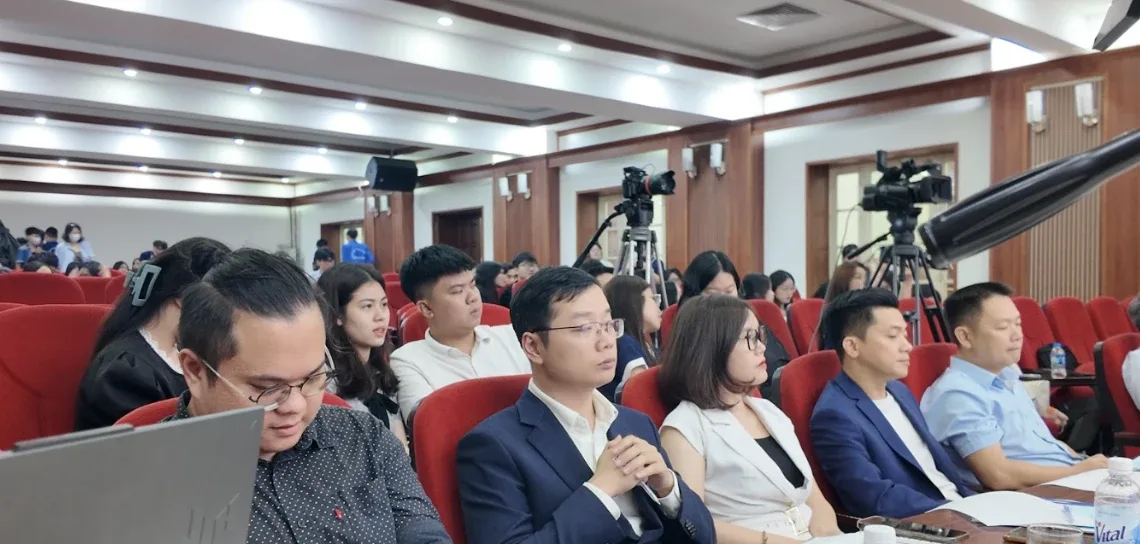 Hội nghị kết nối xây dựng chương trình đào tạo kết hợp ứng dụng nền tảng giảng dạy khởi nghiệp tại các trường đại học và địa phương