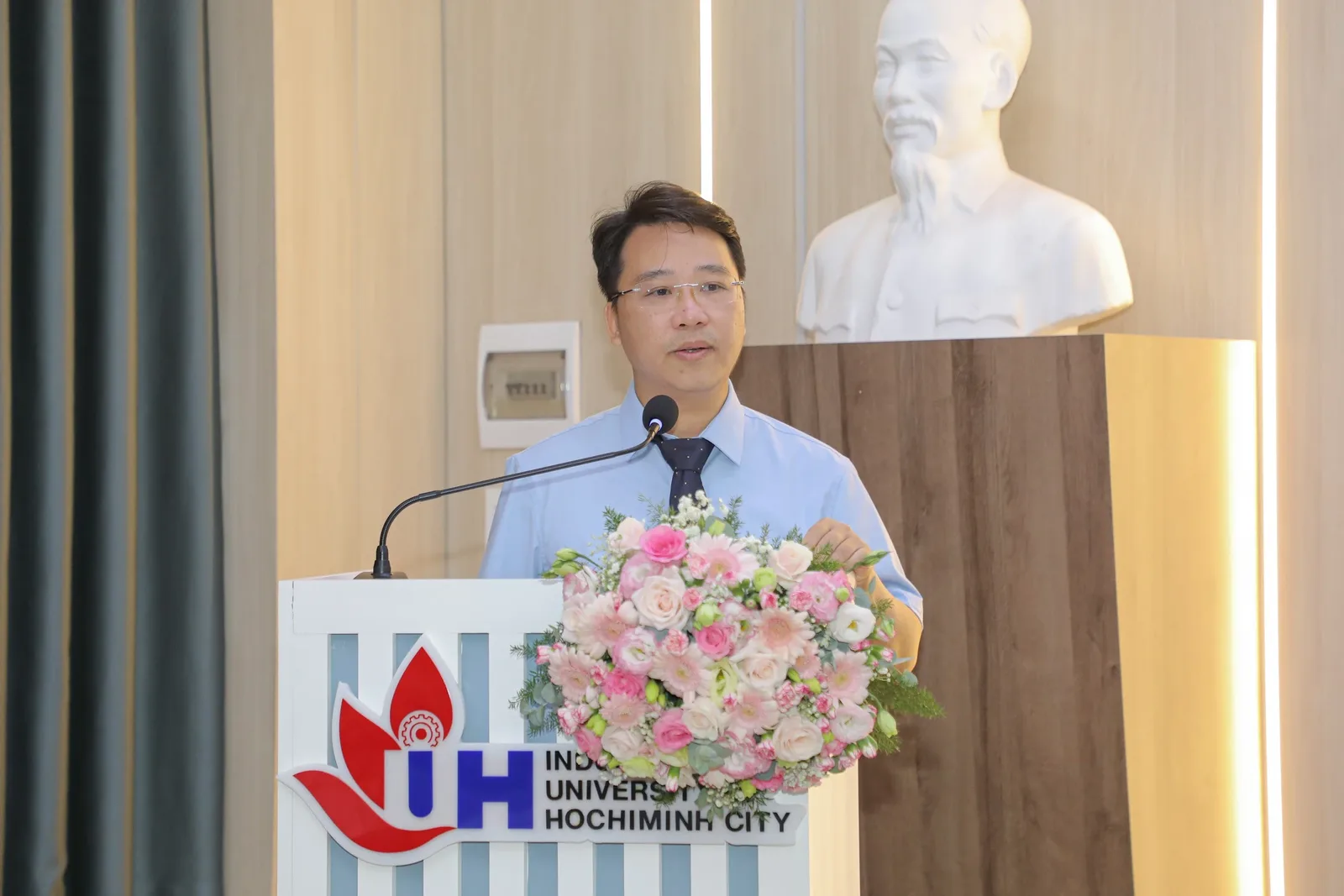 Thắp lửa khởi nghiệp từ giảng đường đại học